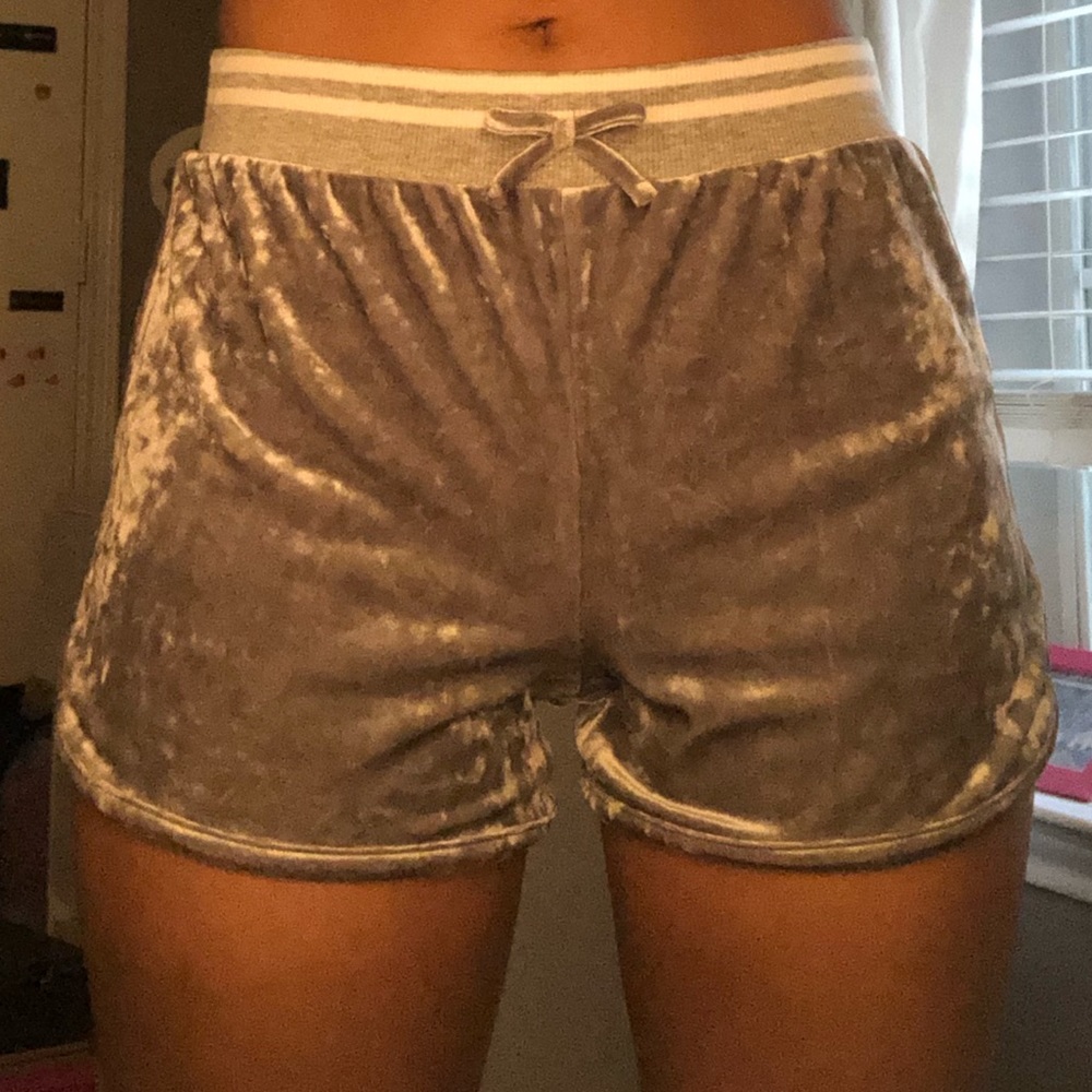 Velvet shorts